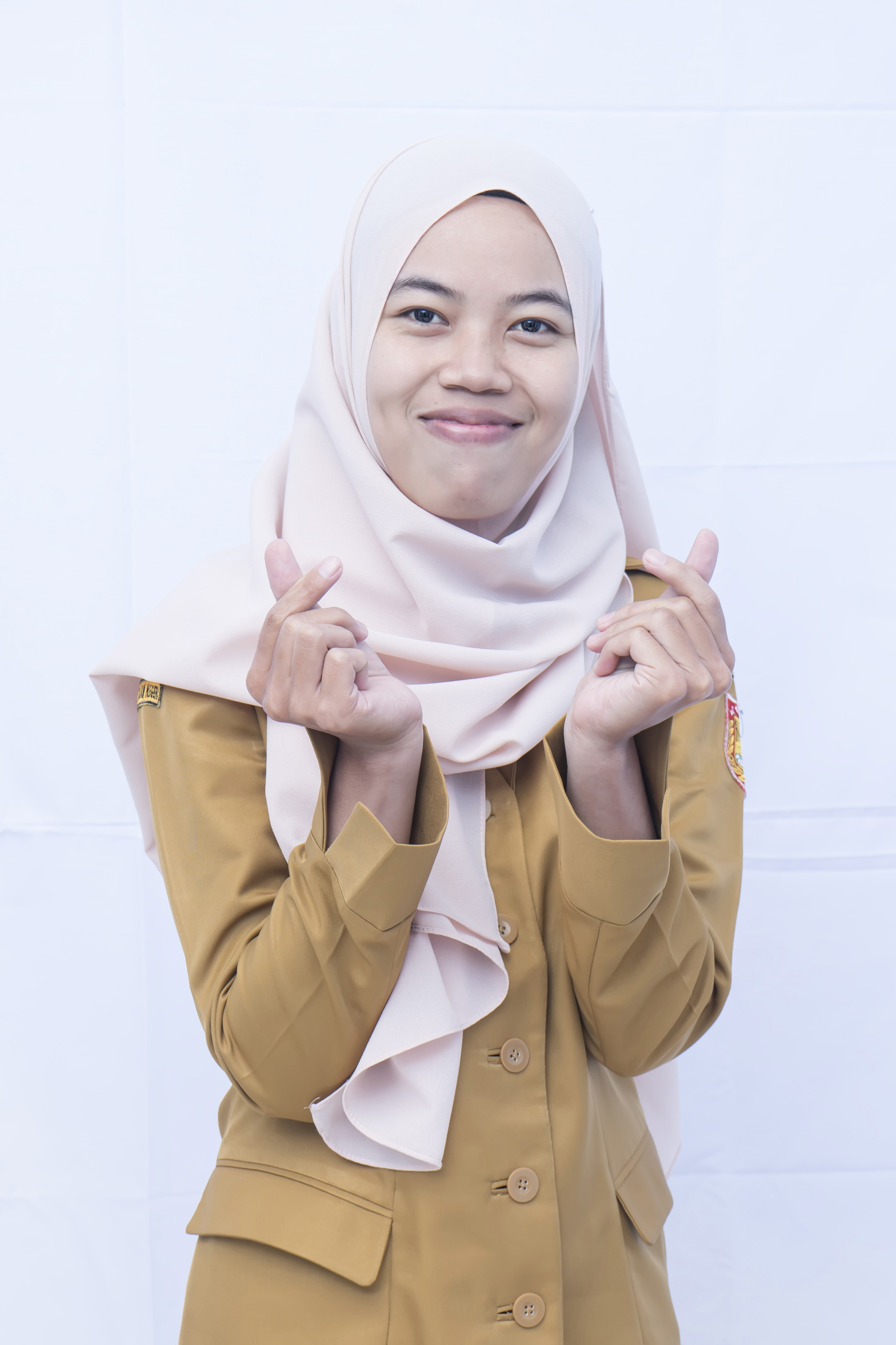  RESTI HANDAYANI, AMd