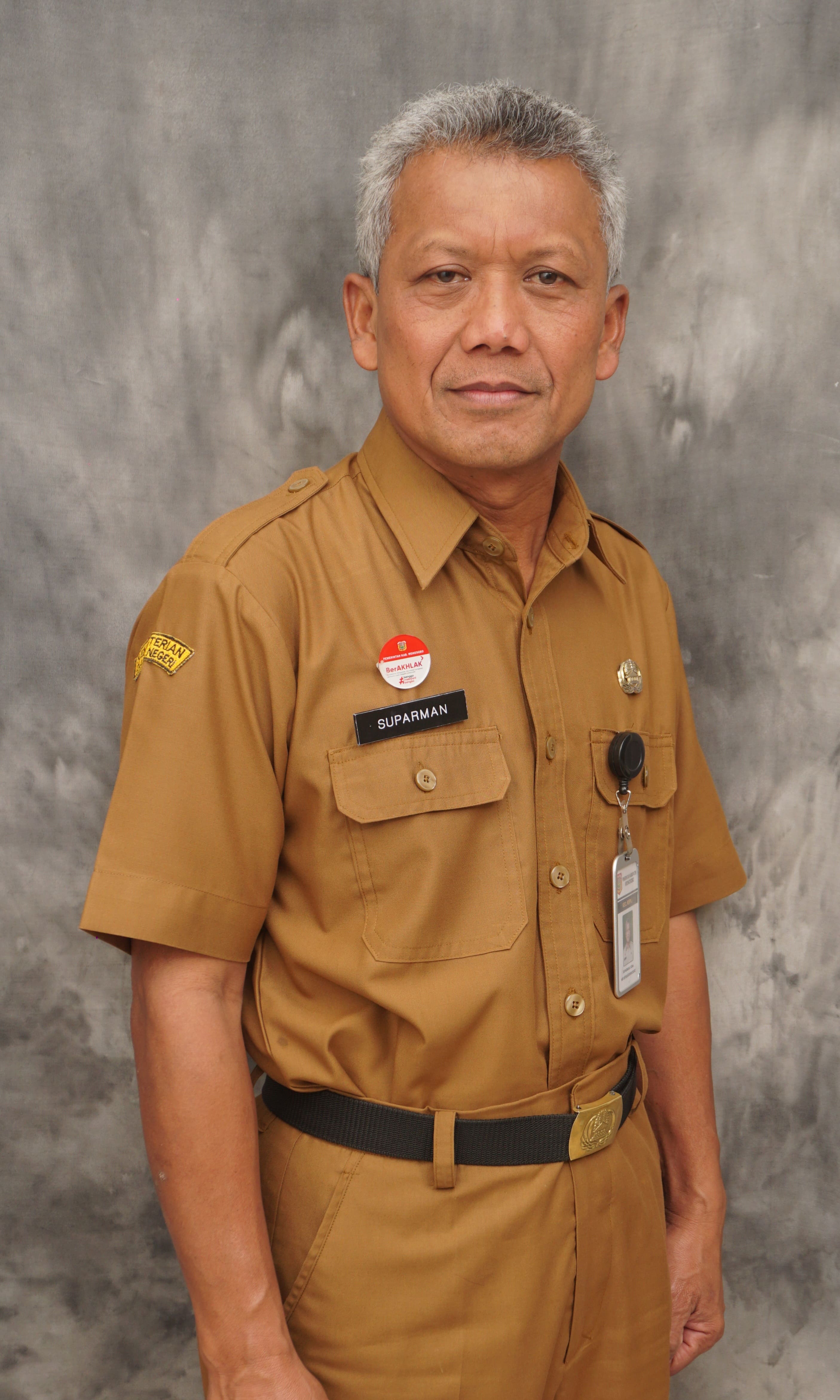 SUPARMAN, S.Sos