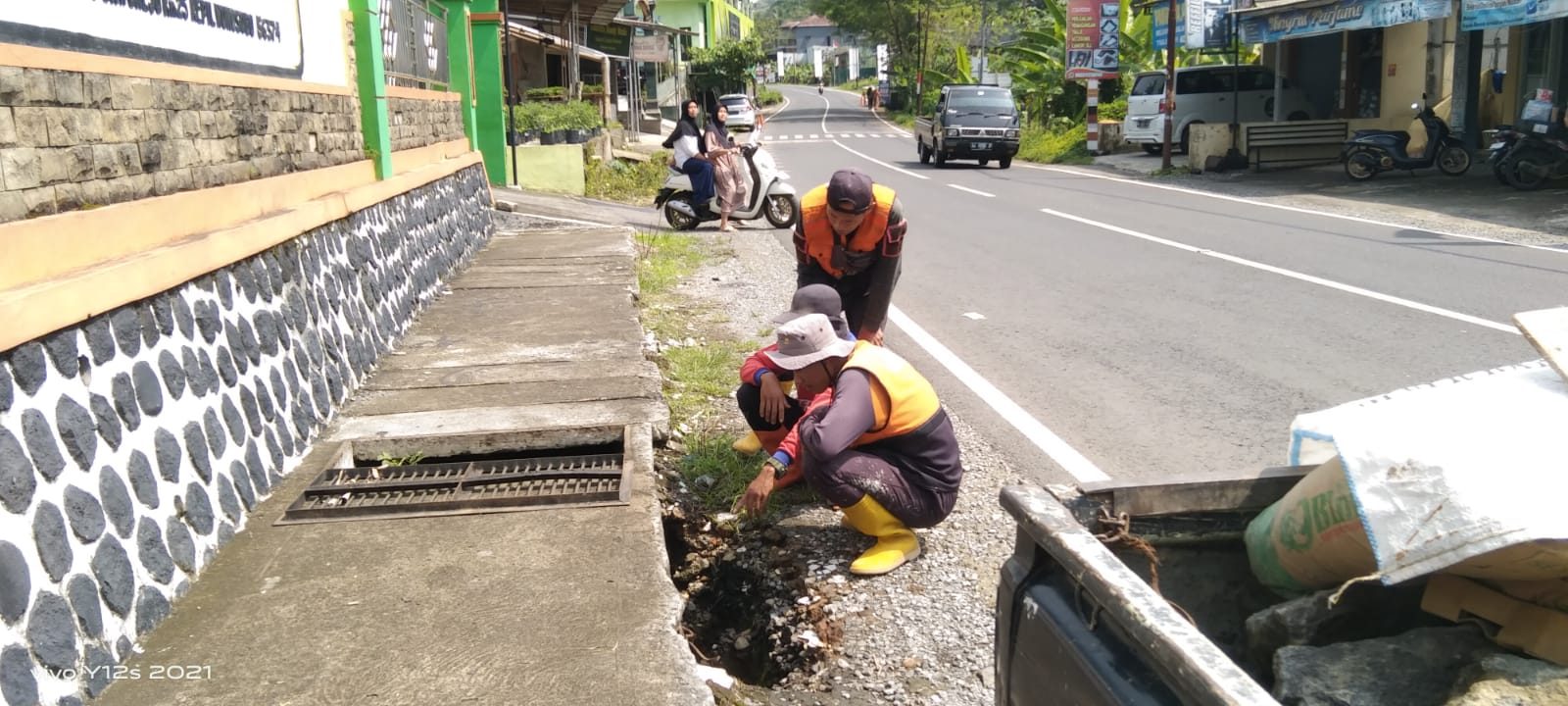 laporan-masyarakat-badan-jalan-ambles-segera-ditindaklanjuti