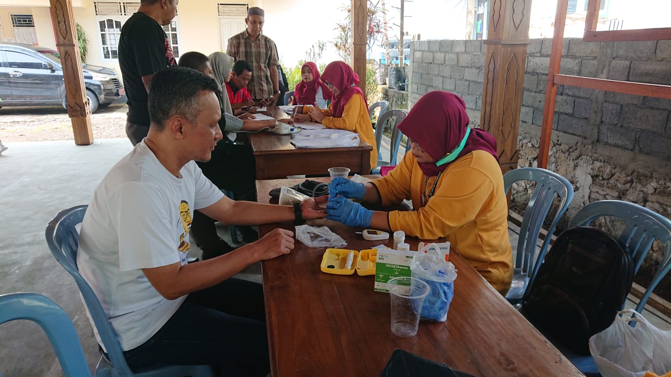 karyawan-kantor-kecamatan-kepil-ikuti-posbindu