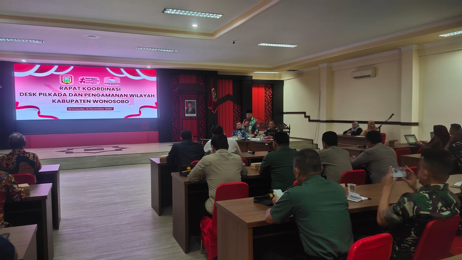 rapat-koordinasi-desk-pilkada-dan-pengamanan-wilayah